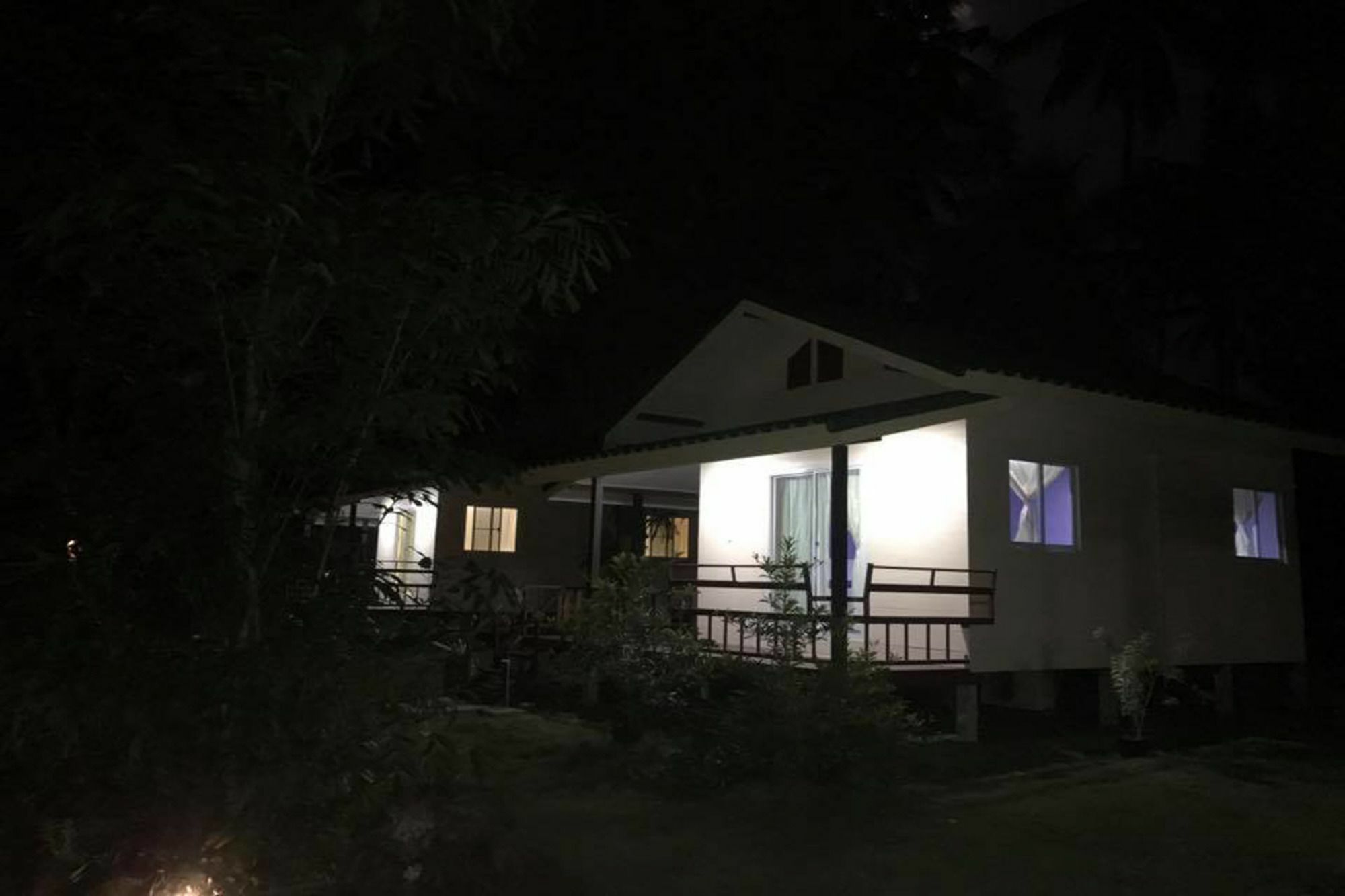 Baan Phuean Koh Kood Hotel Ko Kut Buitenkant foto